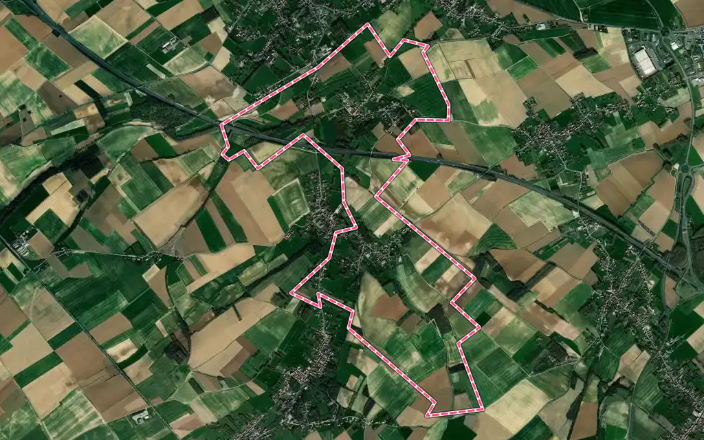 Vue satellite de Lespesses avec ses contours administratifs