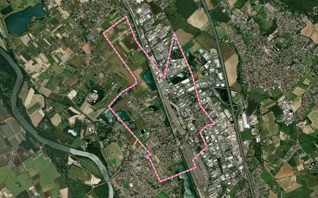Vue satellite de Lespinasse avec ses contours administratifs