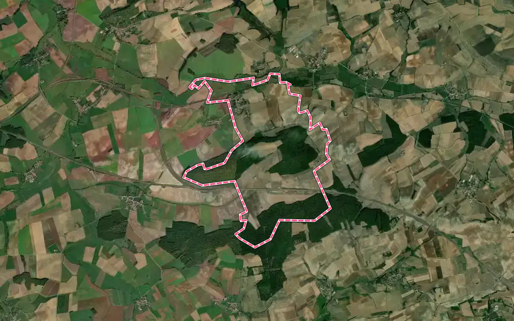 Vue satellite de Lesse avec ses contours administratifs