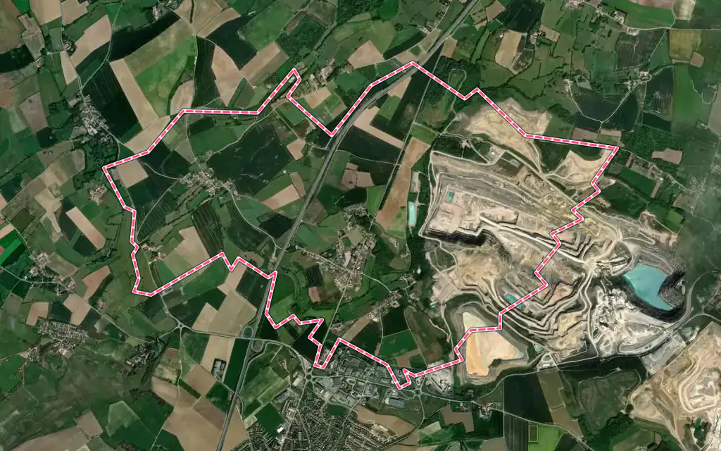 Vue satellite de Leulinghen-Bernes avec ses contours administratifs