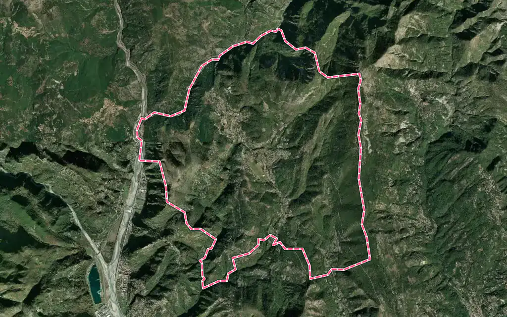 Vue satellite de Levens avec ses contours administratifs