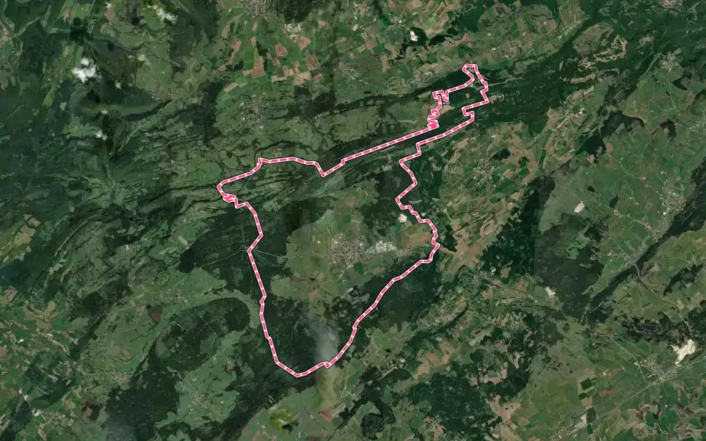 Vue satellite de Levier avec ses contours administratifs