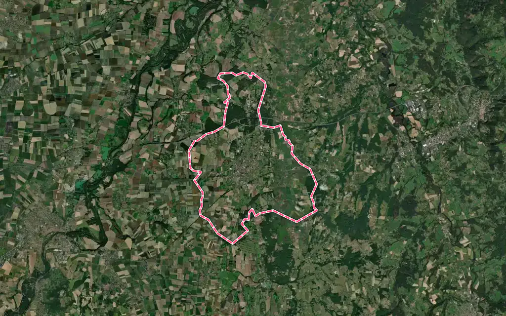 Vue satellite de Lezoux avec ses contours administratifs