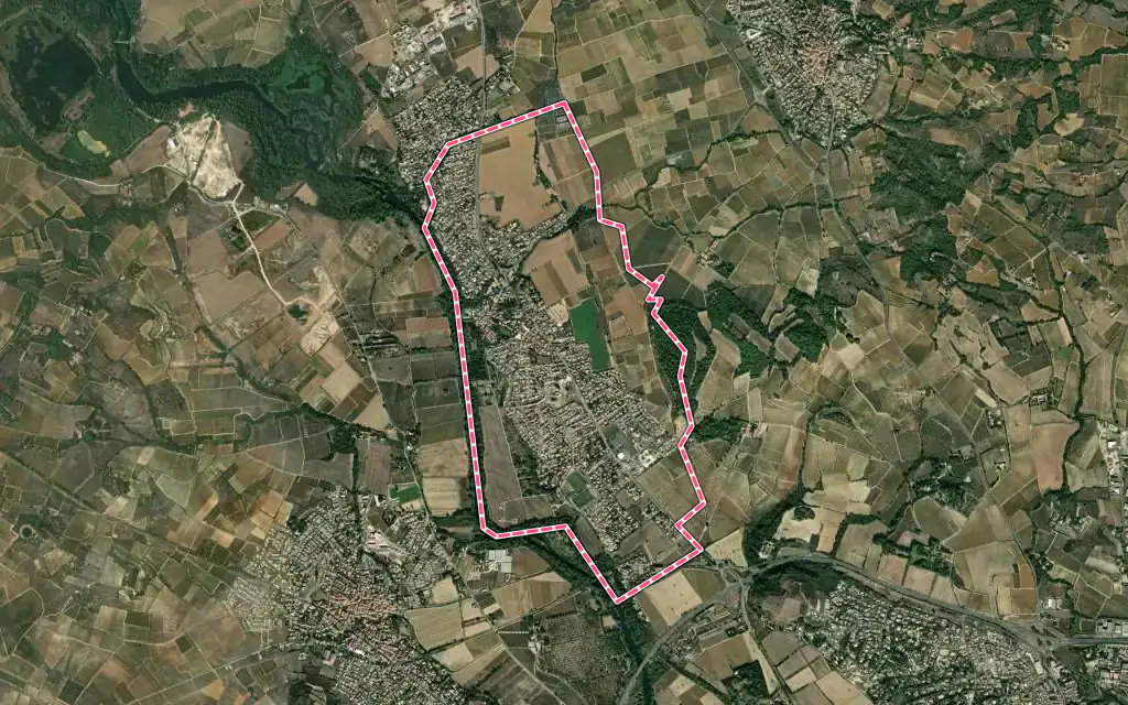 Vue satellite de Lignan-sur-Orb avec ses contours administratifs