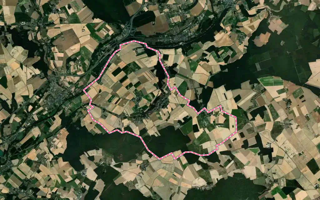 Vue satellite de Lignières avec ses contours administratifs