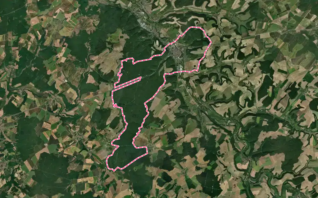 Vue satellite de Ligny-en-Barrois avec ses contours administratifs