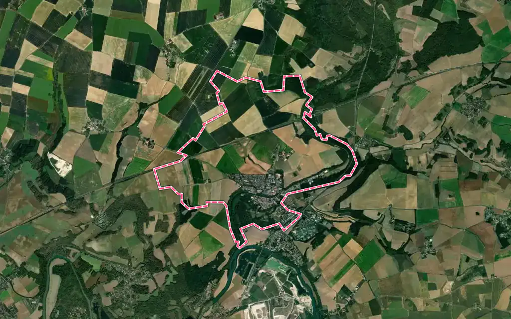 Vue satellite de Lizy-sur-Ourcq avec ses contours administratifs