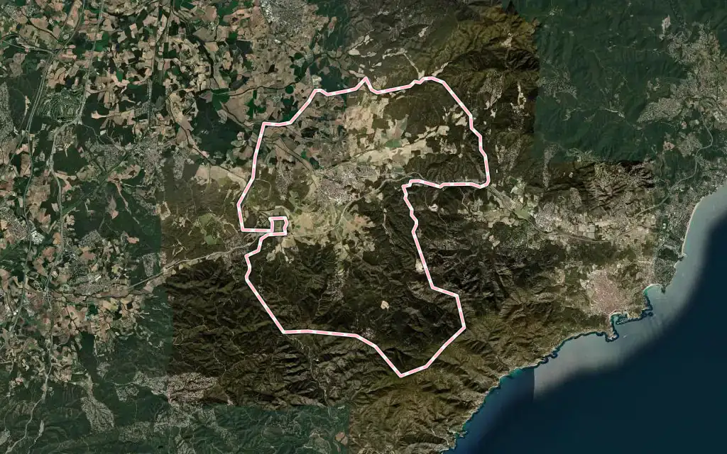 Vista satélite de Llagostera con su contorno administrativo