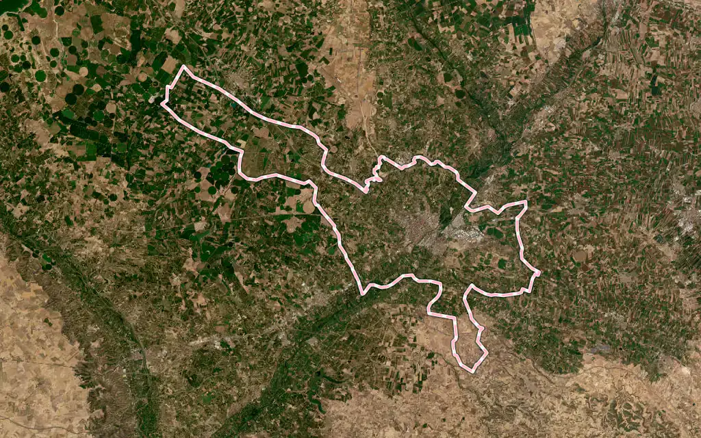 Vista satélite de Lleida con su contorno administrativo