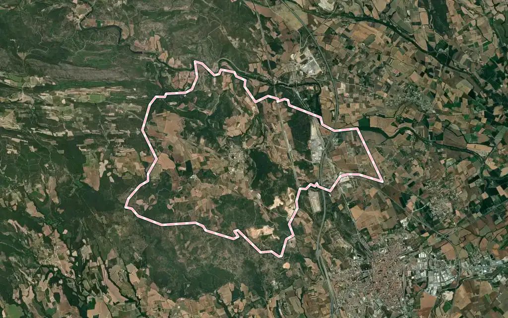 Vista satélite de Llers con su contorno administrativo