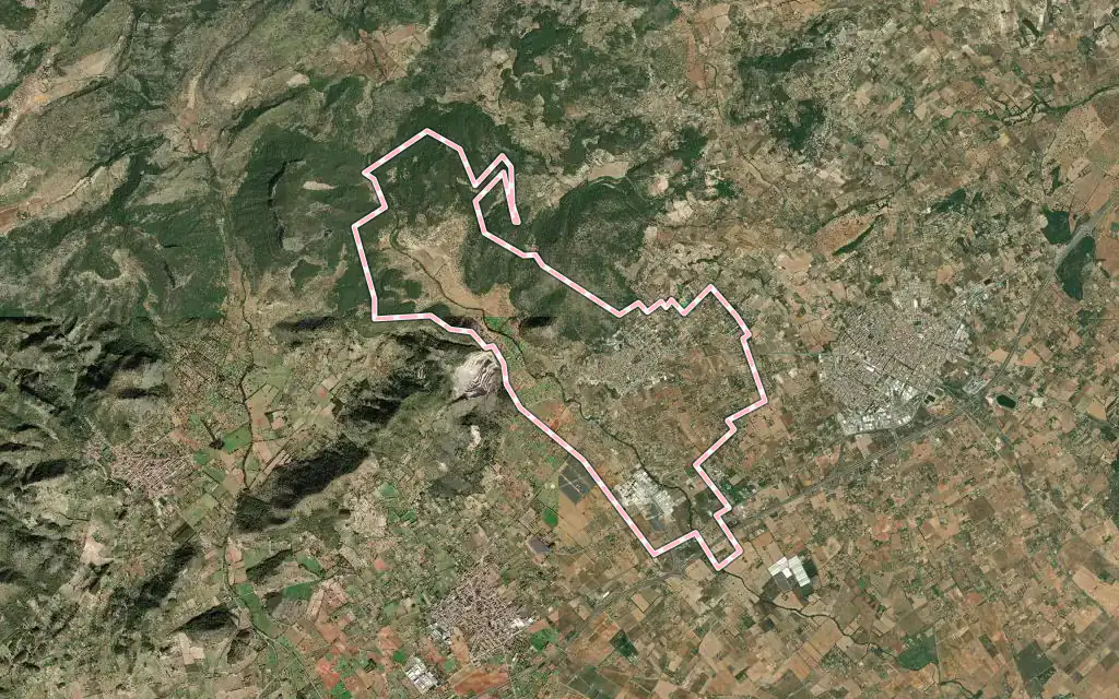 Vista satélite de Lloseta con su contorno administrativo