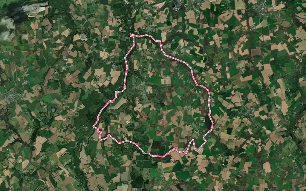 Vue satellite de Locmélar avec ses contours administratifs
