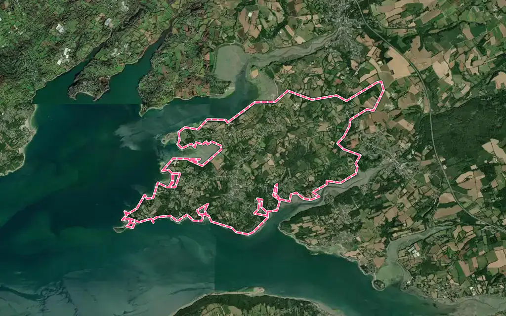 Vue satellite de Logonna-Daoulas avec ses contours administratifs