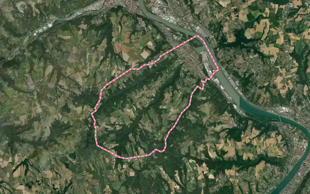 Vue satellite de Loire-sur-Rhône avec ses contours administratifs