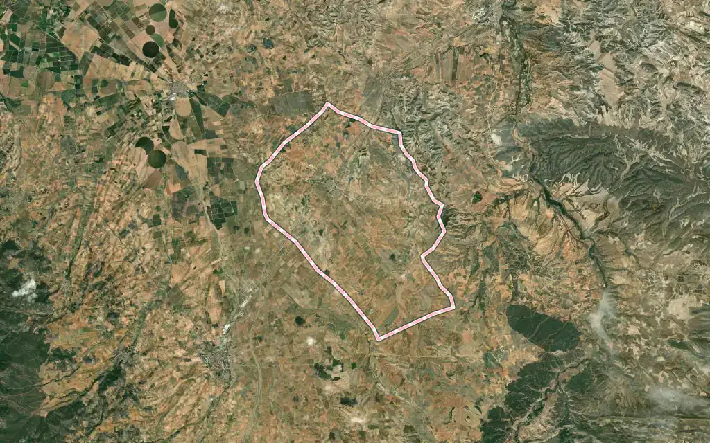 Vista satélite de Longares con su contorno administrativo