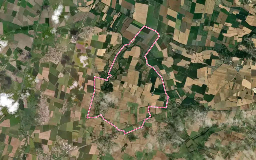 Vue satellite de Longèves avec ses contours administratifs
