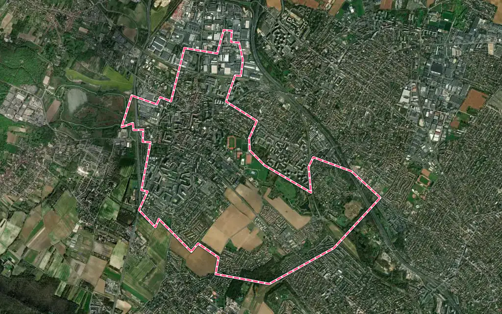 Vue satellite de Longjumeau avec ses contours administratifs