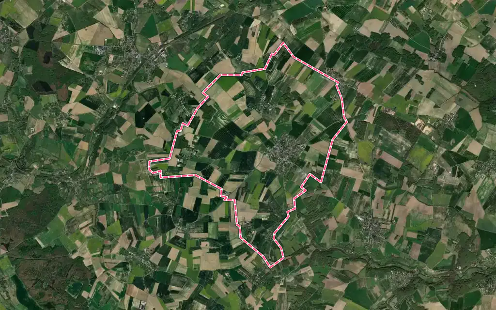 Vue satellite de Longnes avec ses contours administratifs