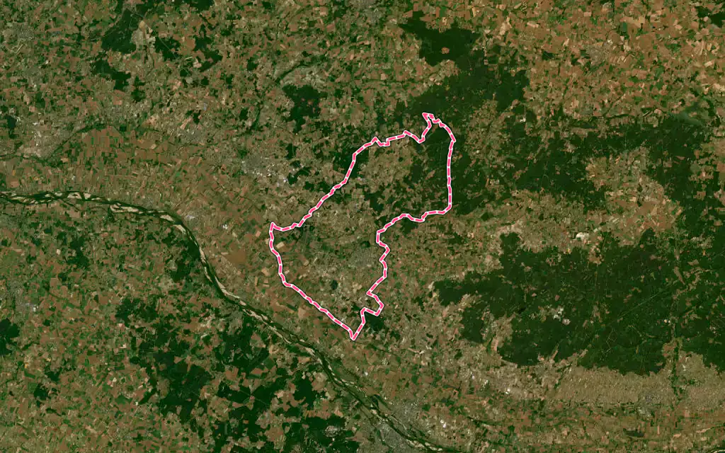 Vue satellite de Longué-Jumelles avec ses contours administratifs