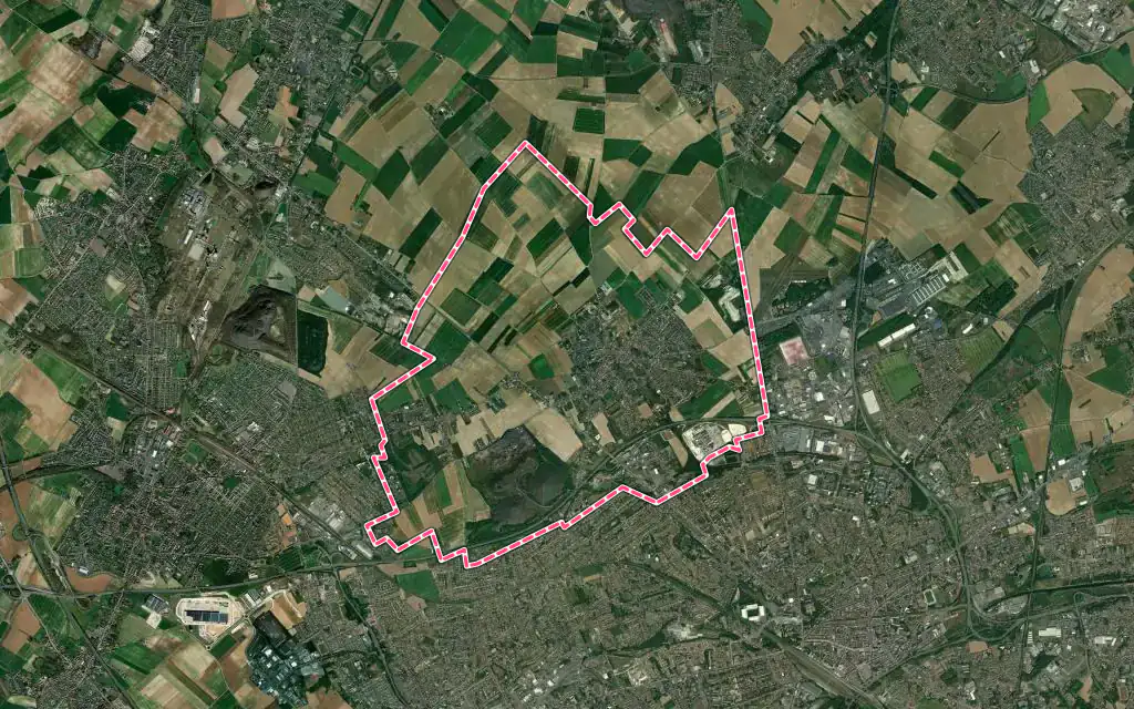 Vue satellite de Loos-en-Gohelle avec ses contours administratifs