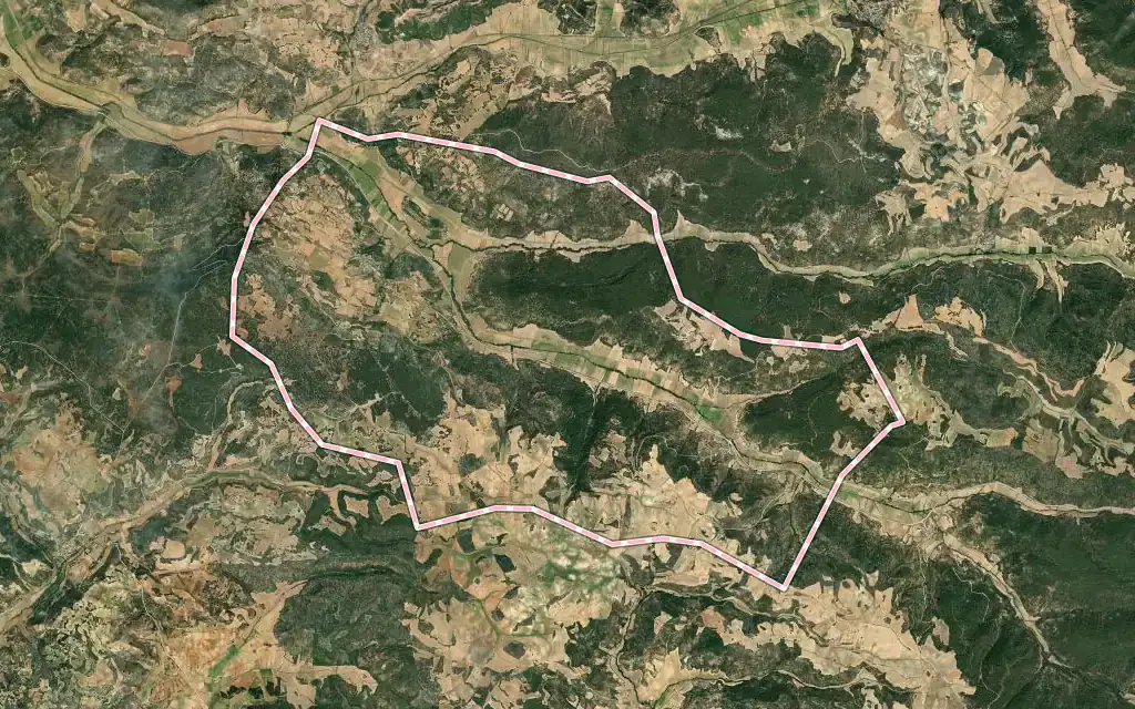 Vista satélite de Los Valdecolmenas con su contorno administrativo