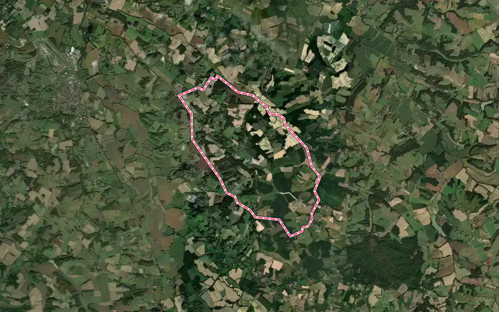 Vue satellite de Loubédat avec ses contours administratifs