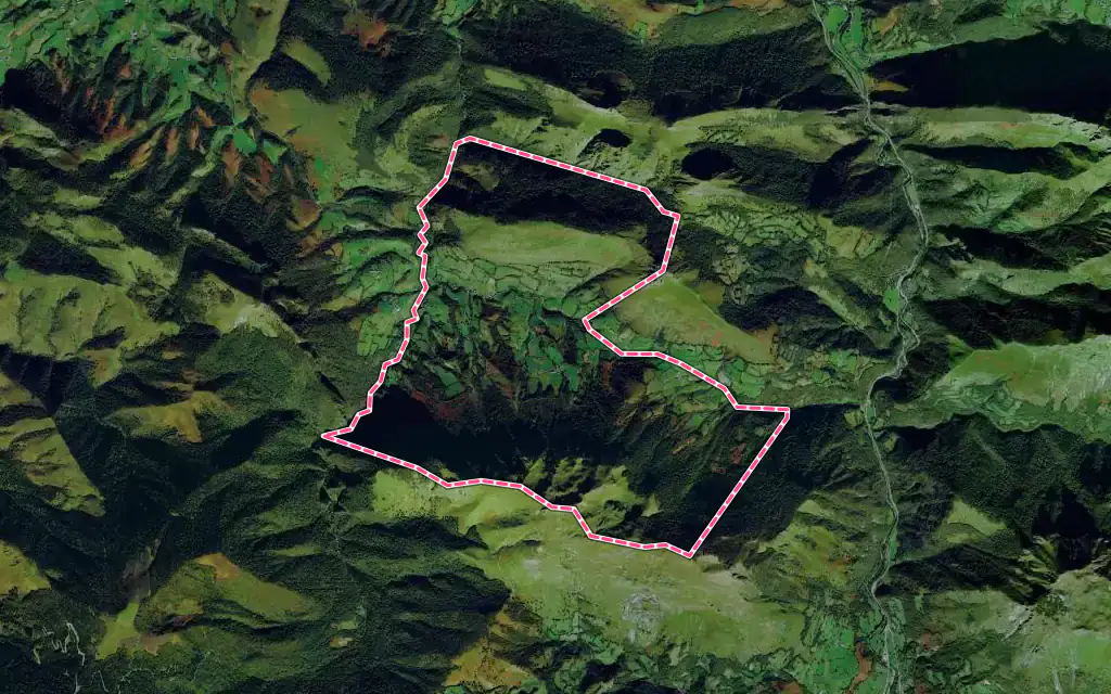Vue satellite de Lourdios-Ichère avec ses contours administratifs