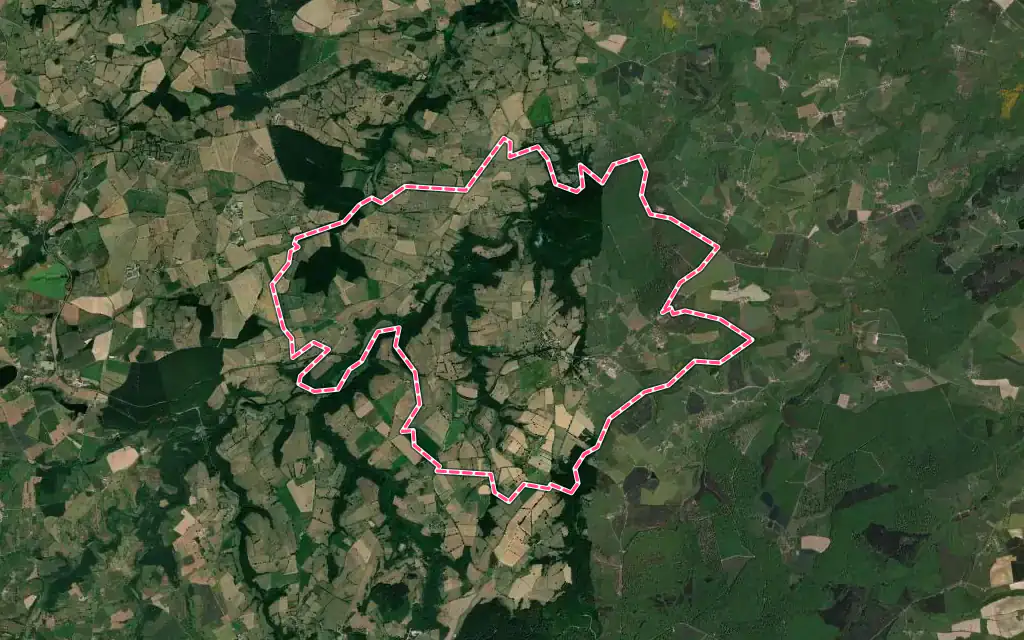 Vue satellite de Louroux-de-Bouble avec ses contours administratifs