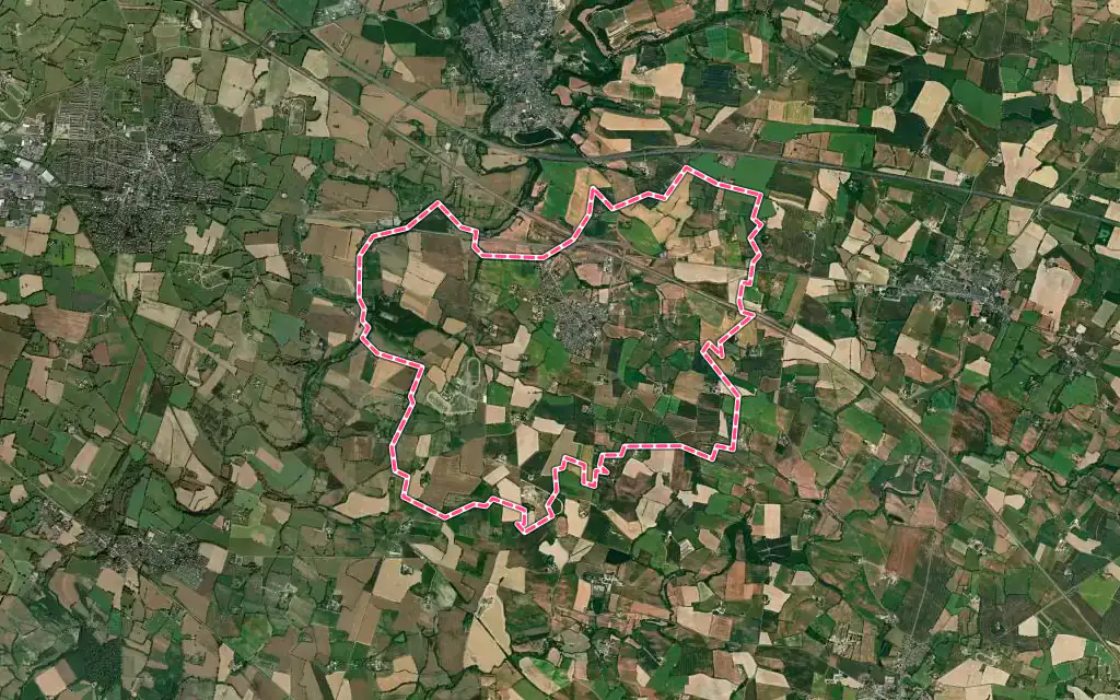 Vue satellite de Louvigné avec ses contours administratifs