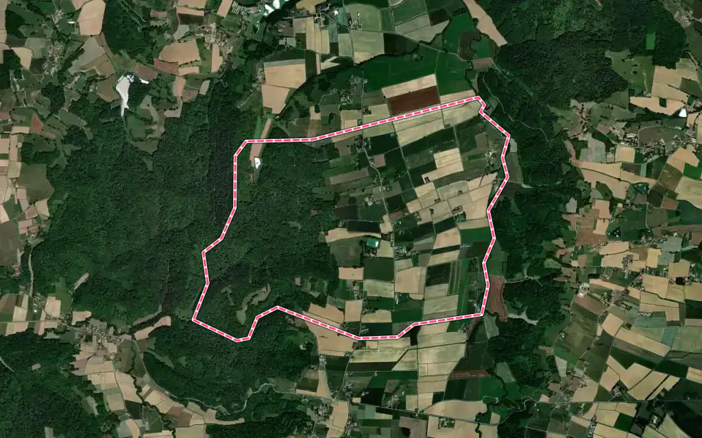 Vue satellite de Lubret-Saint-Luc avec ses contours administratifs