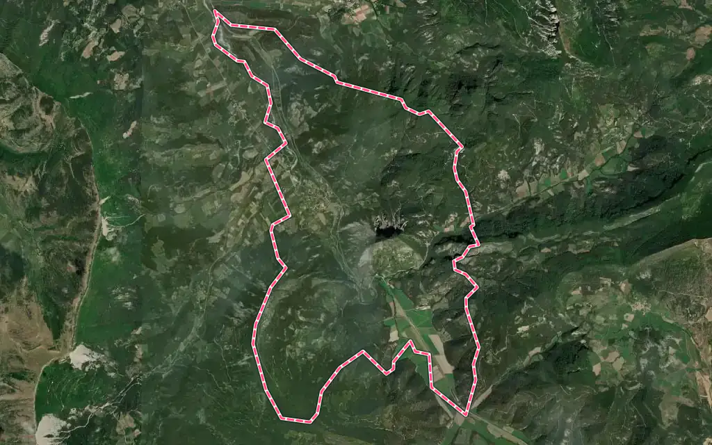 Vue satellite de Luc-en-Diois avec ses contours administratifs