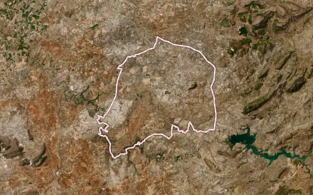 Vista satélite de Lucena con su contorno administrativo