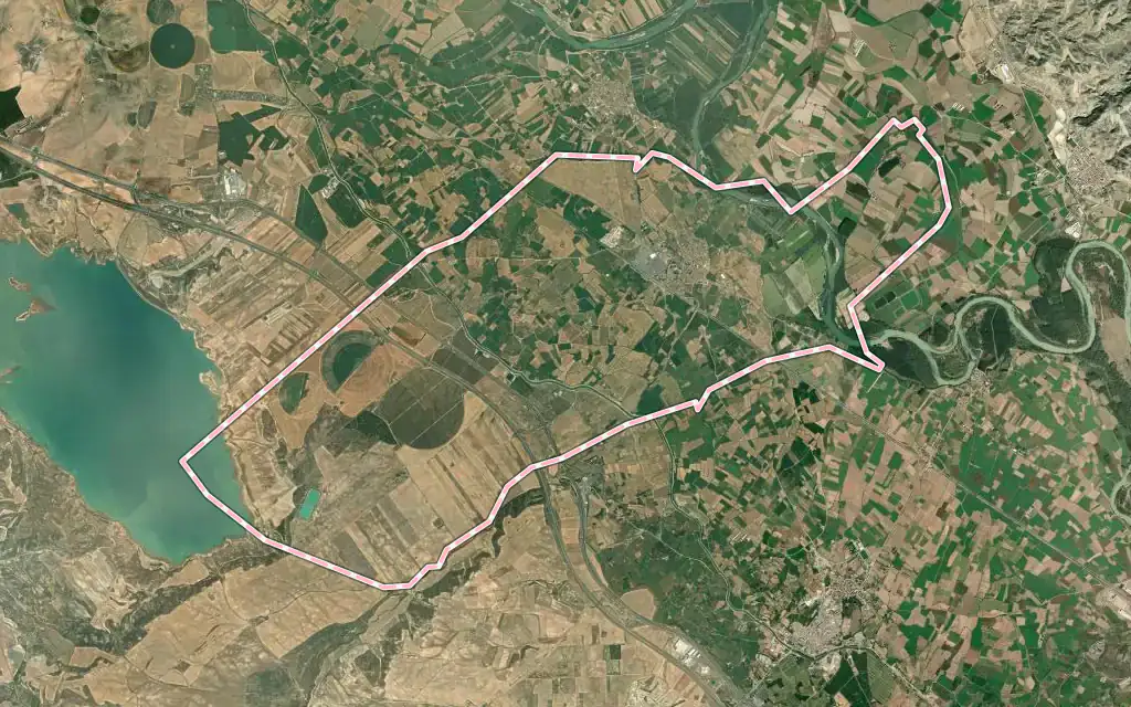 Vista satélite de Luceni con su contorno administrativo