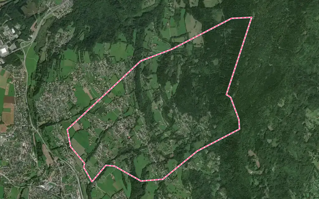 Vue satellite de Lucinges avec ses contours administratifs