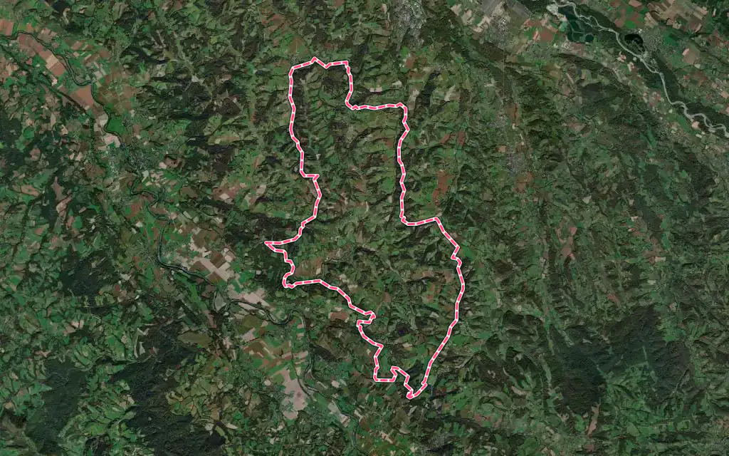 Vue satellite de Lucq-de-Béarn avec ses contours administratifs