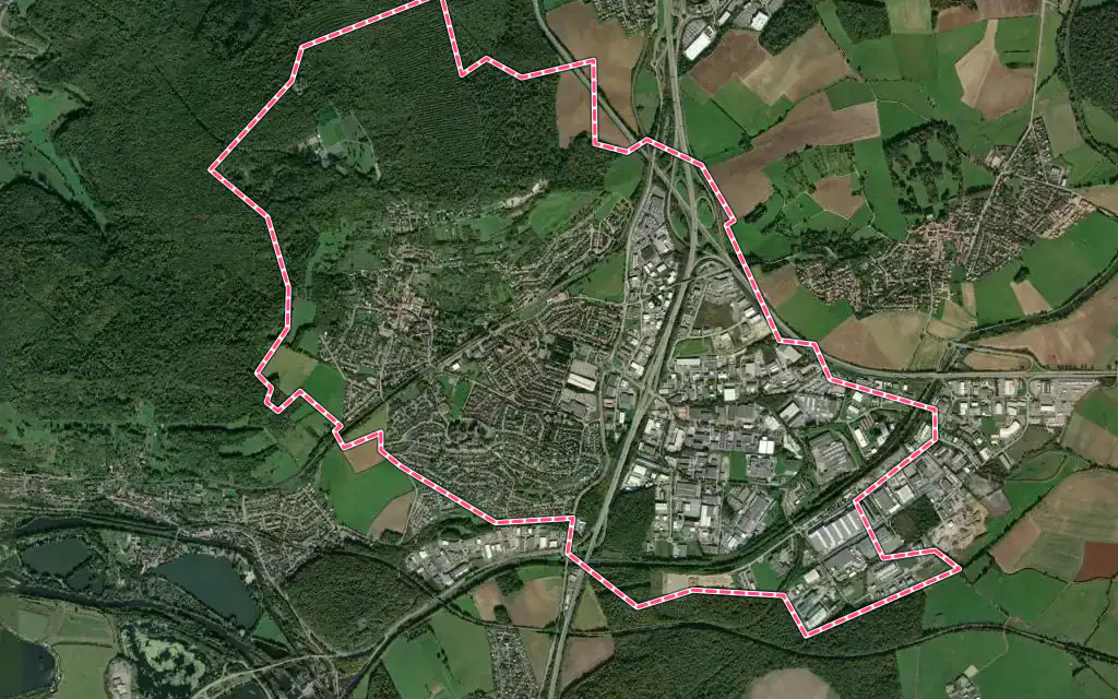 Vue satellite de Ludres avec ses contours administratifs