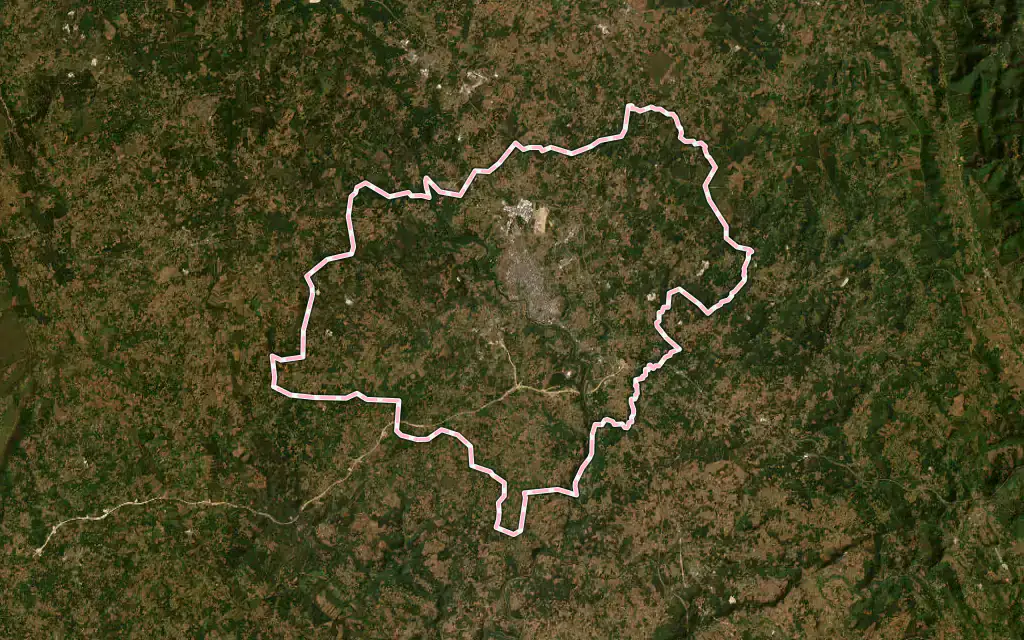 Vista satélite de Lugo con su contorno administrativo