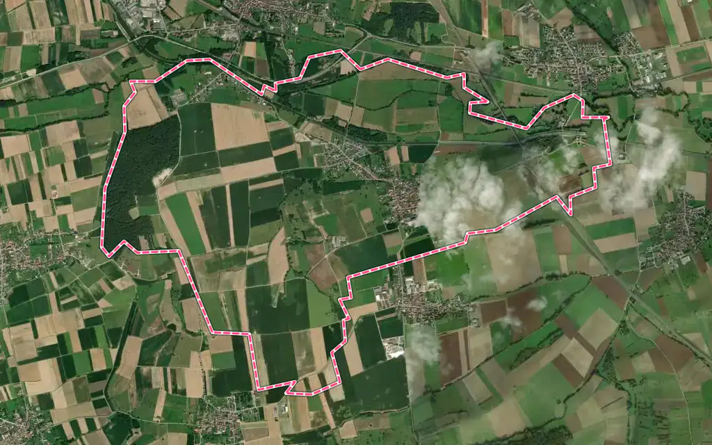Vue satellite de Lupstein avec ses contours administratifs