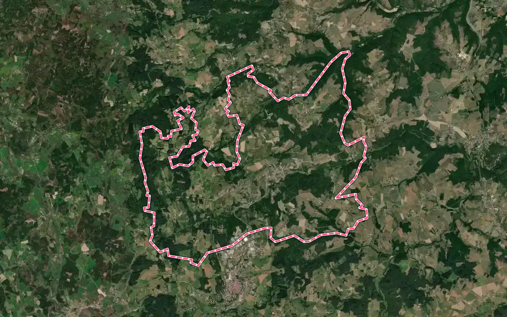 Vue satellite de Luriecq avec ses contours administratifs