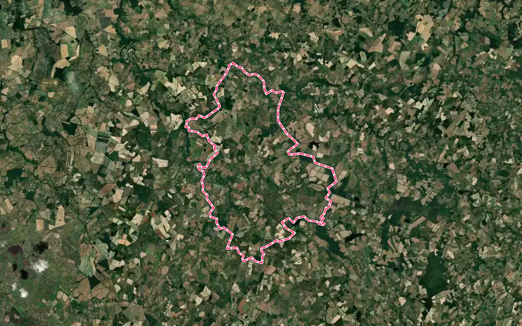 Vue satellite de Lussac-les-Églises avec ses contours administratifs