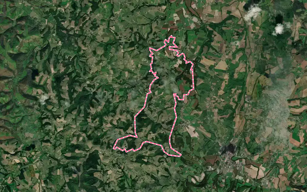 Vue satellite de Luxe-Sumberraute avec ses contours administratifs