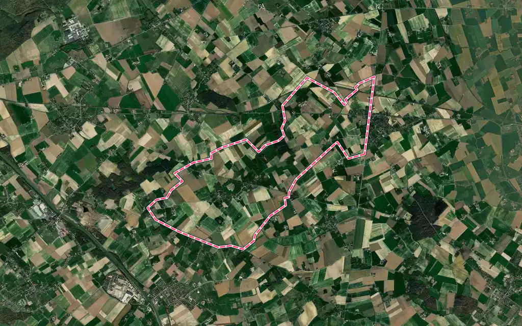 Vue satellite de Lynde avec ses contours administratifs