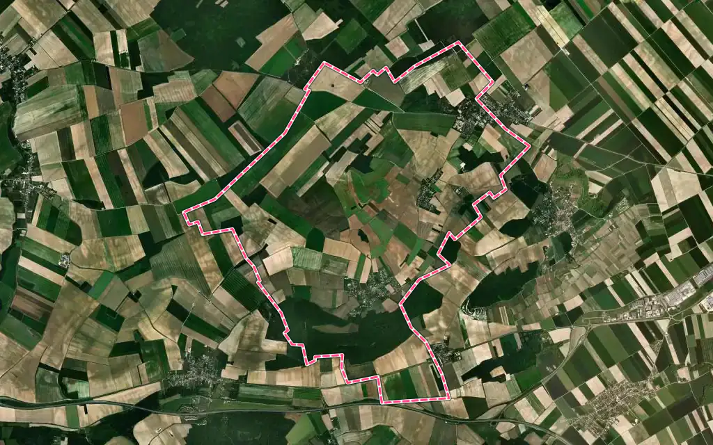 Vue satellite de Macey avec ses contours administratifs