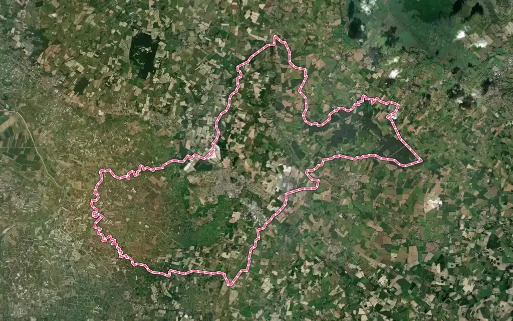 Vue satellite de Machecoul-Saint-Même avec ses contours administratifs