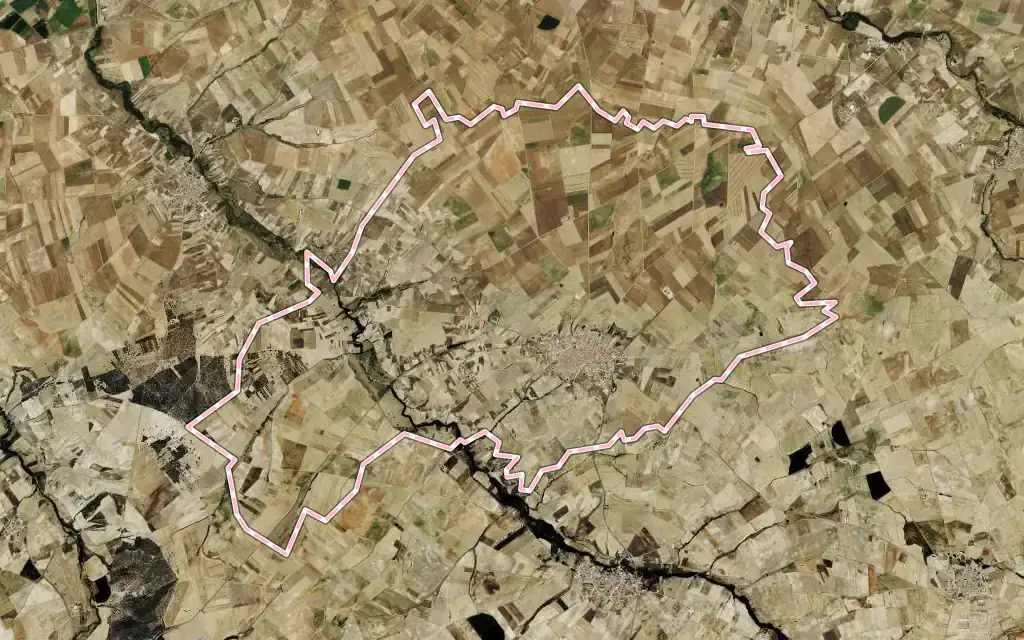 Vista satélite de Macotera con su contorno administrativo