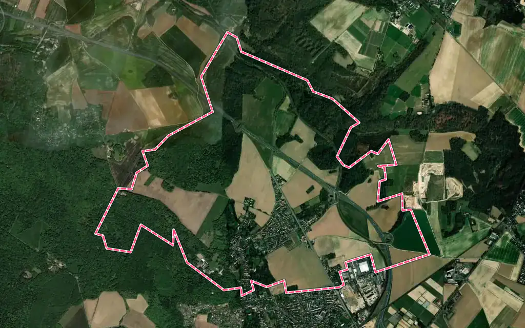 Vue satellite de Maffliers avec ses contours administratifs
