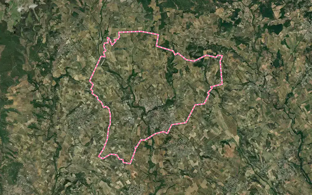 Vue satellite de Magalas avec ses contours administratifs