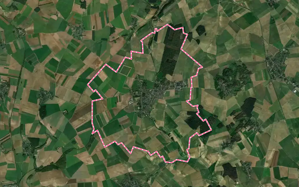 Vue satellite de Maignelay-Montigny avec ses contours administratifs
