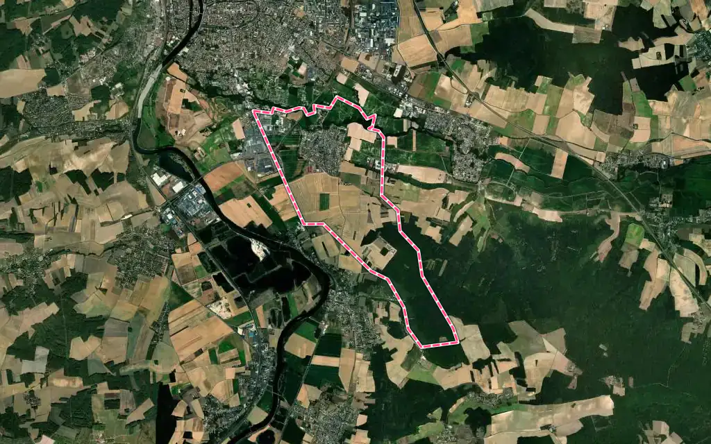 Vue satellite de Maillot avec ses contours administratifs