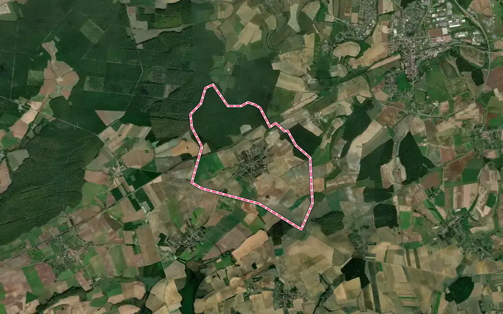 Vue satellite de Mainvillers avec ses contours administratifs